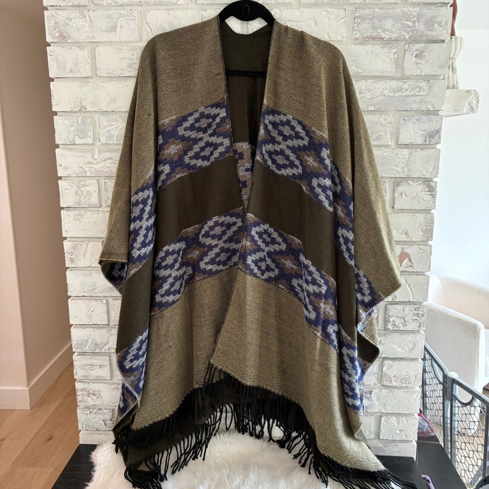 Olive Green Geometric Tribal Print Fringe Knit Poncho Wrap Shawl One Size